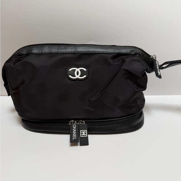 CHANEL Handbags - Chanel Beauty Cosmetic Bag NWOT